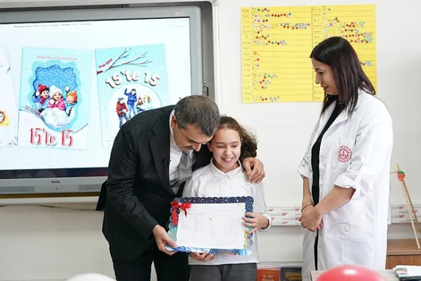 Milli Eğitim Bakanı'ndan sert çıkış! “Atatürk fotoğrafı kaldırıldı” iddiasını yalanladı